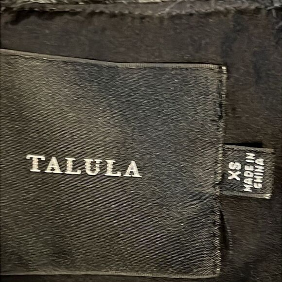 Aritzia‎ Talula Romilly Grey/Black Faux Fur Vest Size XS - Picture 10 of 12